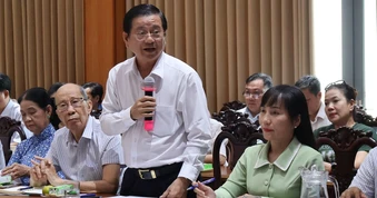 TP.HCM phản biện dự thảo giá thu gom rác: Cần tính đến người thu nhập thấp
