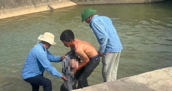 Trượt chân khi đi câu cá cùng em trai, thiếu niên 16 tuổi tử vong