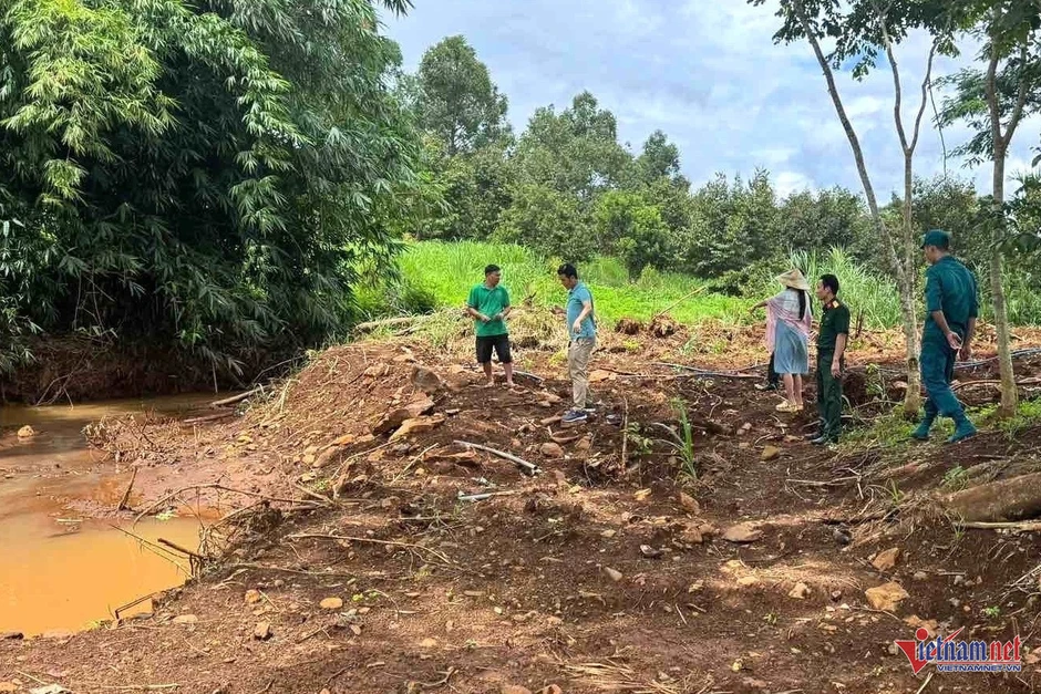 Từ tin báo của người dân, tìm được nhiều di vật của liệt sĩ Từ tin báo của người dân, tìm được nhiều di vật của liệt sĩ