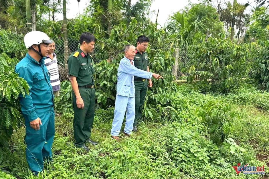 Từ tin báo của người dân, tìm được nhiều di vật của liệt sĩ Từ tin báo của người dân, tìm được nhiều di vật của liệt sĩ