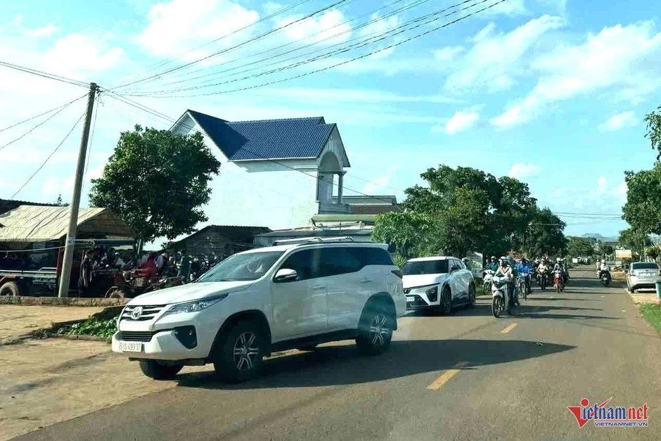 Vụ 5 nữ sinh lớp 6 tử vong: Lời kể xót xa của người bạn chứng kiến Vụ 5 nữ sinh lớp 6 tử vong: Lời kể xót xa của người bạn chứng kiến