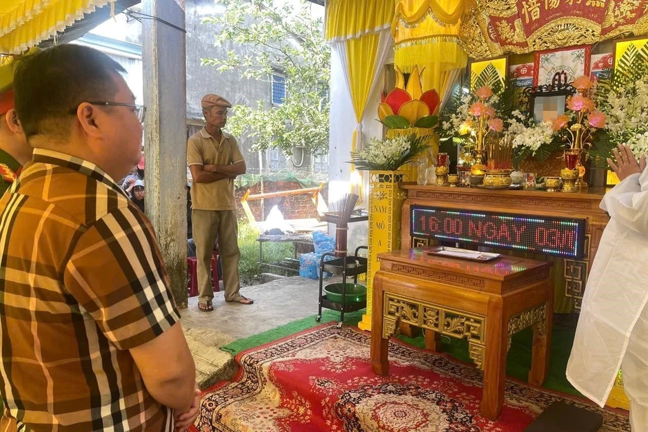 Vụ cháy ô tô, 2 thiếu niên tử vong: Người lái xe được nhờ chở giúp