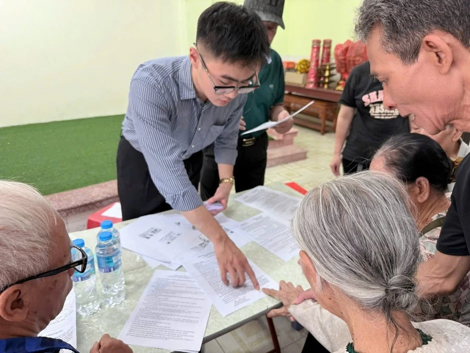 Vụ cụ bà 97 tuổi ủy quyền nhận lương hưu: Gia đình nói gì sau chỉ đạo của Hà Nội? Vụ cụ bà 97 tuổi ủy quyền nhận lương hưu: Gia đình nói gì sau chỉ đạo của Hà Nội?