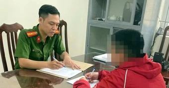 Vụ shipper giật tóc, đấm cô gái ở Hà Nội: Nạn nhân thuật lại diễn biến bị hành hung
