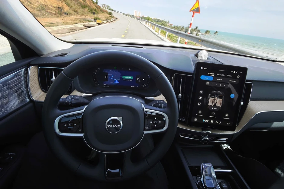 Đánh giá Volvo XC60 - chọn đường quen thay vì lối đi khác biệt? Đánh giá Volvo XC60 - chọn đường quen thay vì lối đi khác biệt?
