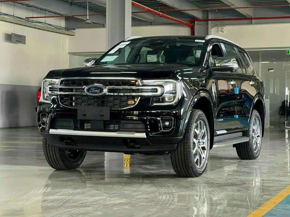 Điểm mặt những mẫu ô tô ngốn dầu nhất thị trường xe Việt Điểm mặt những mẫu ô tô ngốn dầu nhất thị trường xe Việt