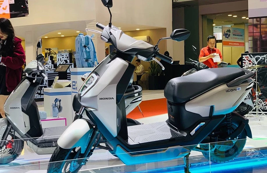 Loạt xe máy điện dưới 30 triệu đồng, lựa chọn hợp lý khi giá xăng tăng cao Loạt xe máy điện dưới 30 triệu đồng, lựa chọn hợp lý khi giá xăng tăng cao