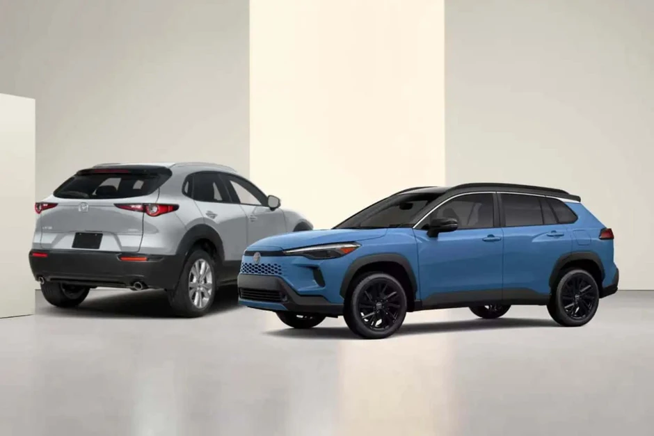 Mazda CX-30 và Toyota Corolla Cross HEV: Chọn cảm giác lái hay tiết kiệm xăng?