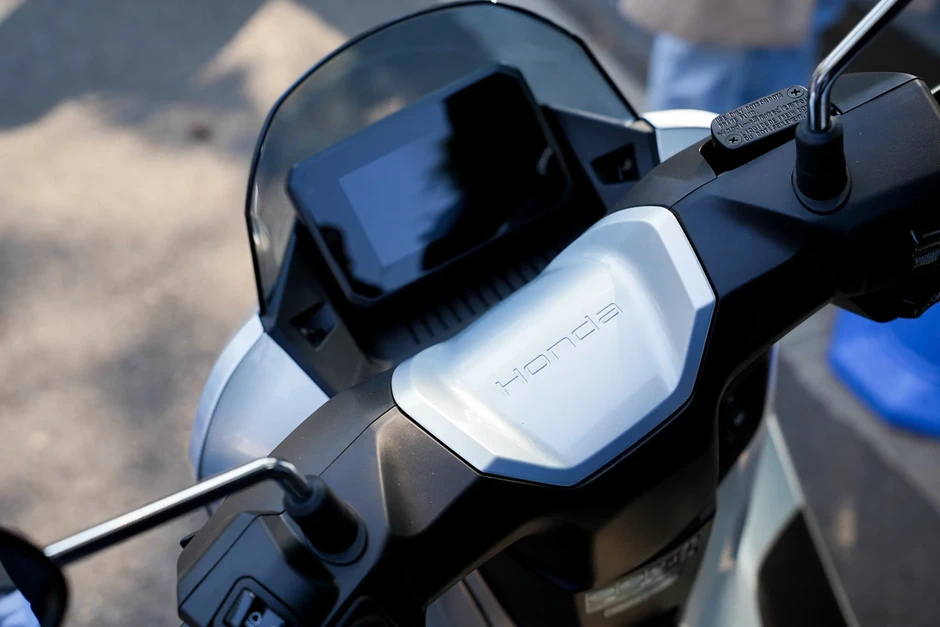 'Nín thở' chờ giá Honda UC3 'Nín thở' chờ giá Honda UC3