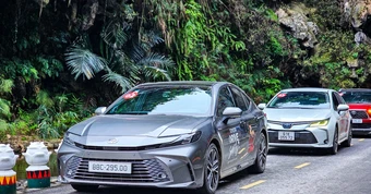 Top 10 xe bán chậm tháng 1/2026: Toyota Camry bất ngờ lọt nhóm 'báo động đỏ'