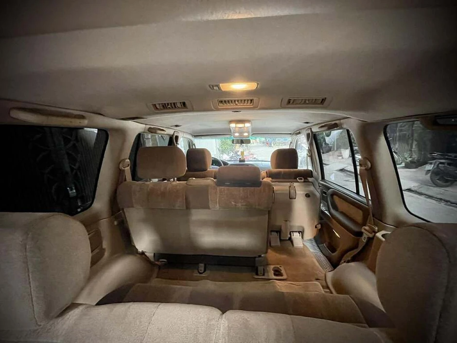 Toyota Land Cruiser động cơ V8 24 năm tuổi giá 1,2 tỷ đồng vẫn hút dân chơi Toyota Land Cruiser động cơ V8 24 năm tuổi giá 1,2 tỷ đồng vẫn hút dân chơi