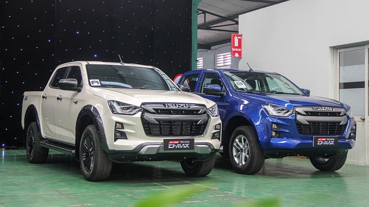 Xe bán tải tháng 4: Toyota Hilux tăng mạnh nhưng chưa thể vượt qua Ford Ranger Xe bán tải tháng 4: Toyota Hilux tăng mạnh nhưng chưa thể vượt qua Ford Ranger