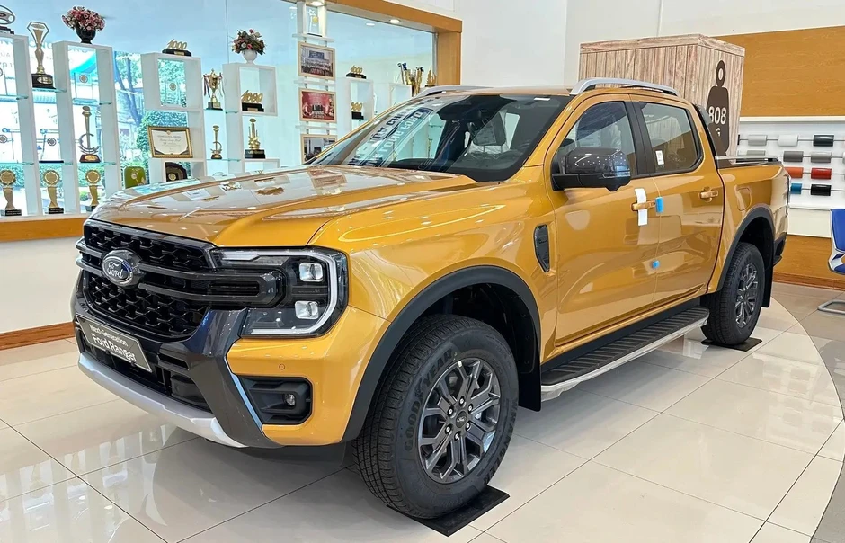 Xe bán tải tháng 4: Toyota Hilux tăng mạnh nhưng chưa thể vượt qua Ford Ranger Xe bán tải tháng 4: Toyota Hilux tăng mạnh nhưng chưa thể vượt qua Ford Ranger