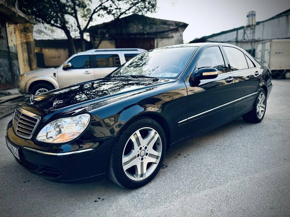 Xế cổ Mercedes-Benz S500L 2004 “zin” hiếm, giá cao gấp 4 lần thị trường