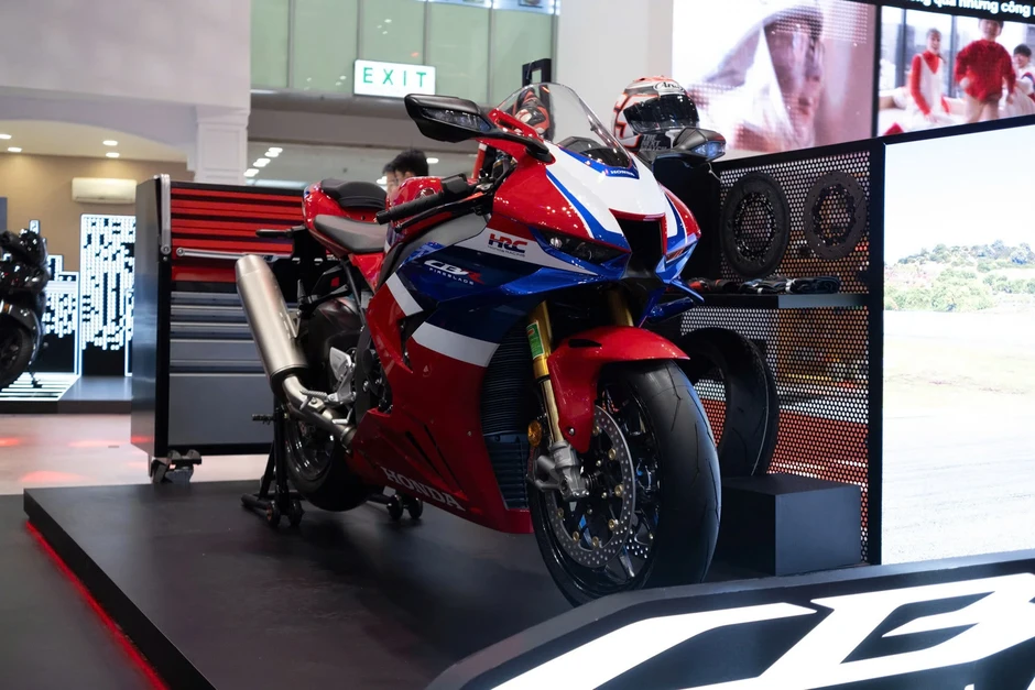 Xe máy điện - 'vũ khí' khiến cuộc đua Honda - VinFast thêm hấp dẫn Xe máy điện - 'vũ khí' khiến cuộc đua Honda - VinFast thêm hấp dẫn