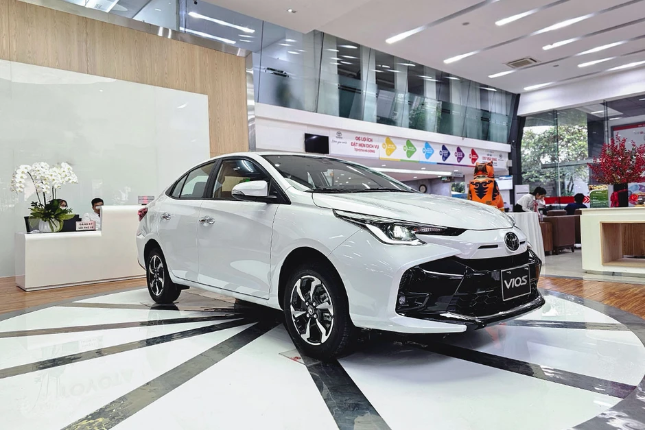 Xe sedan cỡ B tháng 4: Toyota Vios 'sẩy chân', Mazda2 bứt tốc ngoạn mục
