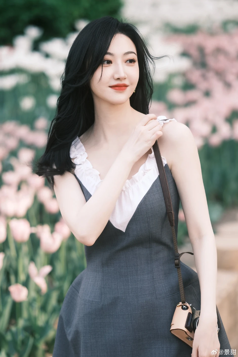 “Đệ nhất mỹ nhân Bắc Kinh” Cảnh Điềm lộ diện giữa nghi vấn mang thai hộ “Đệ nhất mỹ nhân Bắc Kinh” Cảnh Điềm lộ diện giữa nghi vấn mang thai hộ