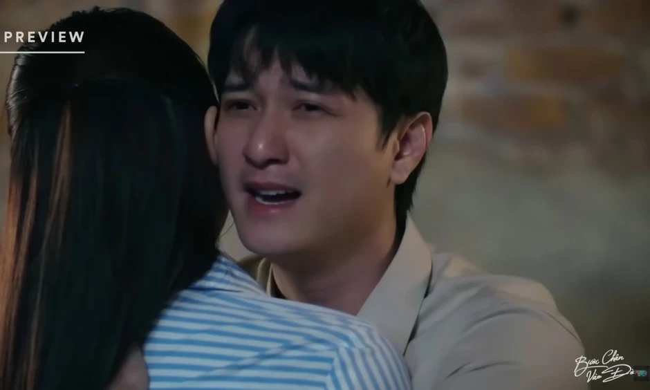 "Bước chân vào đời" tập 24: Bà Dung sốc khi gái lạ đưa Quân về "Bước chân vào đời" tập 24: Bà Dung sốc khi gái lạ đưa Quân về