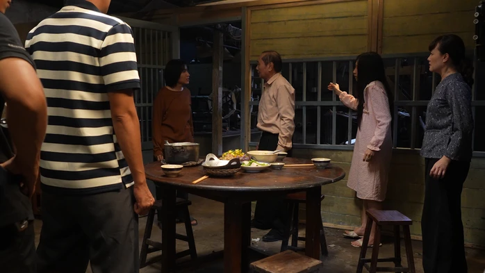 "Quỷ nhập tràng 2" vượt trăm tỉ đồng, công bố tin vui "Quỷ nhập tràng 2" vượt trăm tỉ đồng, công bố tin vui