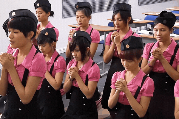 16 năm qua chưa thấy phim nào dở như Những Thiên Thần Áo Trắng 16 năm qua chưa thấy phim nào dở như Những Thiên Thần Áo Trắng