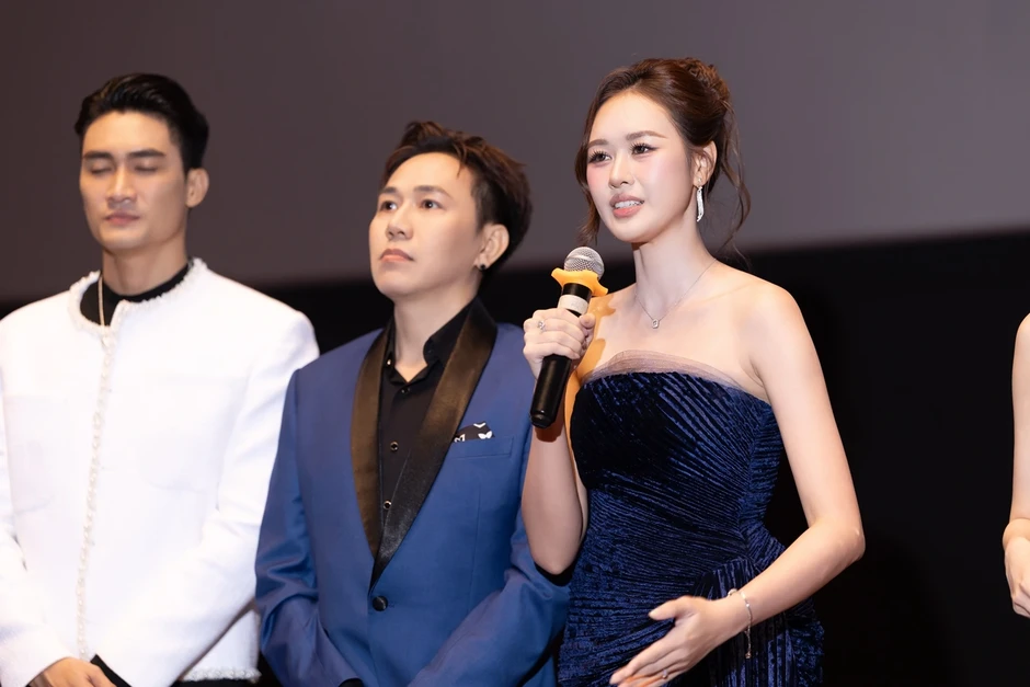 Anh Đức phân trần, Tiểu Vy nói gì khi được góp ý về diễn xuất? Anh Đức phân trần, Tiểu Vy nói gì khi được góp ý về diễn xuất?