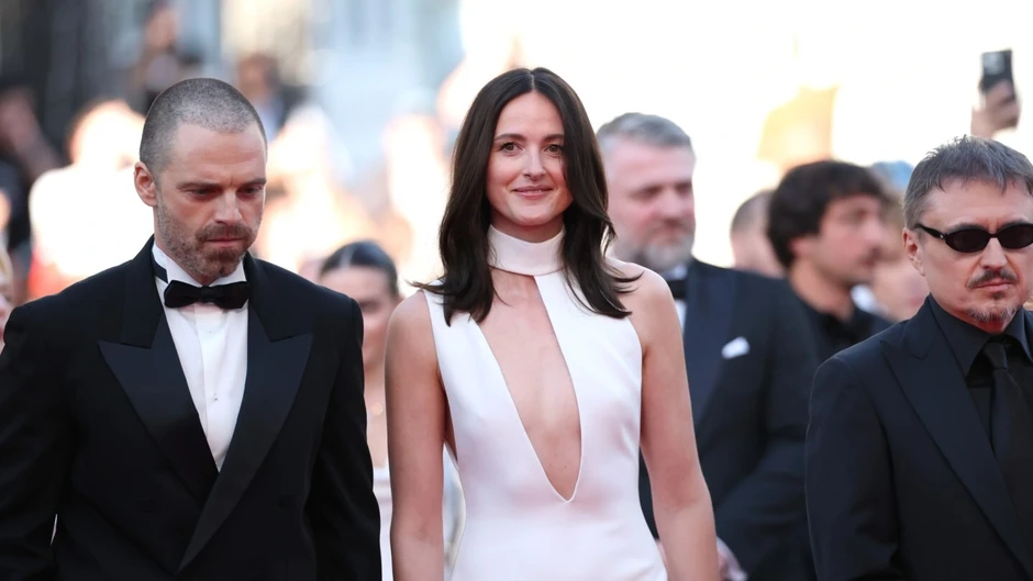 Bộ phim gây chấn động Cannes 2026, nhận tràng pháo tay 12 phút vì điều gì? Bộ phim gây chấn động Cannes 2026, nhận tràng pháo tay 12 phút vì điều gì?