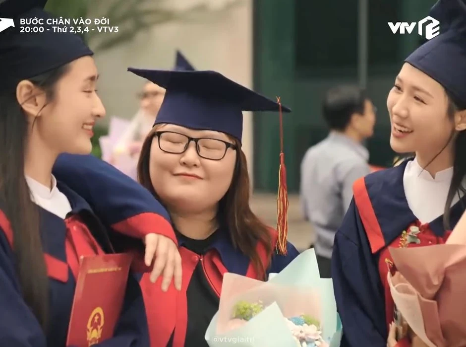 Bước Chân Vào Đời càng về cuối càng nhanh như cưới chạy bầu Bước Chân Vào Đời càng về cuối càng nhanh như cưới chạy bầu