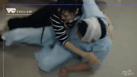 'Bước chân vào đời' tập 8: Thương xấu hổ khi Quân chứng kiến tình huống nhạy cảm 'Bước chân vào đời' tập 8: Thương xấu hổ khi Quân chứng kiến tình huống nhạy cảm