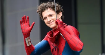 Chân dung "vua phòng vé" Tom Holland: 30 tuổi, cao 1,68m, sở hữu loạt dự án tỷ USD