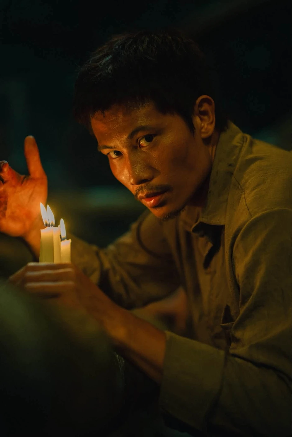 Có gì trong bộ phim 18+ phá chuỗi thành tích của '4 đám tang' Có gì trong bộ phim 18+ phá chuỗi thành tích của '4 đám tang'