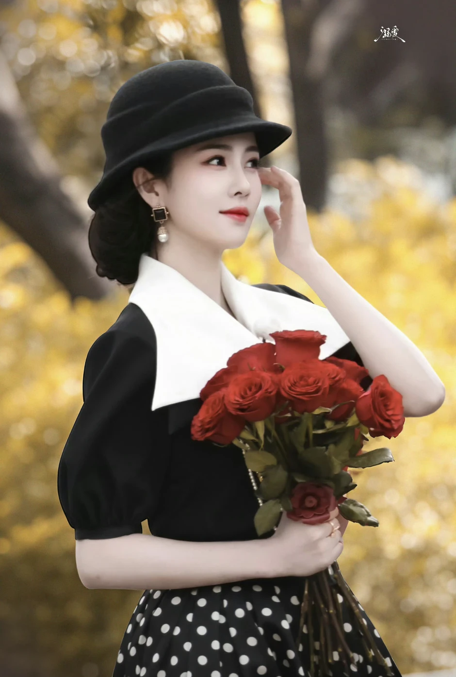 Đại tiểu thư du học về nước đang náo loạn hot search: Nhan sắc tô hồng vạn vật, tưởng đâu chỉ có trong tiểu thuyết