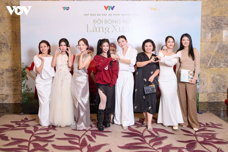 Đan Lê, Thanh Hương làm nữ cầu thủ bóng đá trong phim mới trên VTV Đan Lê, Thanh Hương làm nữ cầu thủ bóng đá trong phim mới trên VTV