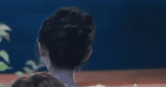Đang hot mỹ nhân có gương mặt mà mọi trai tồi đều không dám lại gần: Đẹp xuất thần vừa ngắm vừa rén