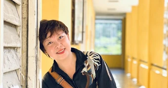 Đạo diễn 'Mưa đỏ' bất ngờ báo tin vui