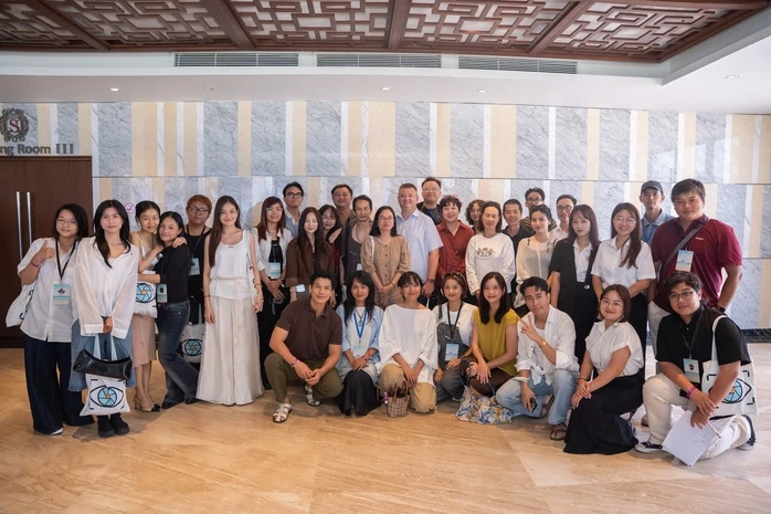 Đạo diễn "Mưa đỏ", Trần Anh Hùng, Kaity Nguyễn… vì nhà làm phim trẻ Đạo diễn "Mưa đỏ", Trần Anh Hùng, Kaity Nguyễn… vì nhà làm phim trẻ