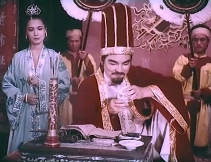Đến bao giờ Việt Nam mới lại có phim cổ trang đỉnh như Kiếp Phù Du Đến bao giờ Việt Nam mới lại có phim cổ trang đỉnh như Kiếp Phù Du