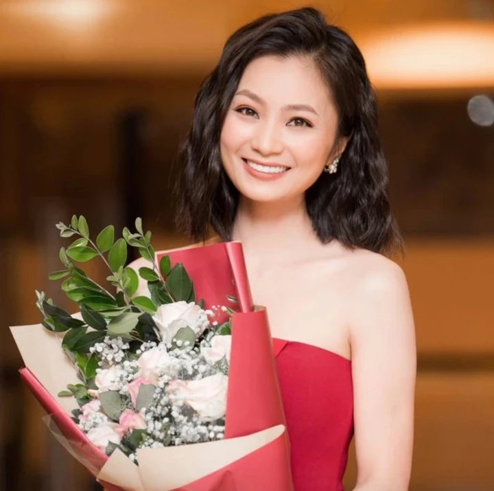 Diệ Hương rời showbiz sang Mỹ định cư giờ ra sao? Diệ Hương rời showbiz sang Mỹ định cư giờ ra sao?