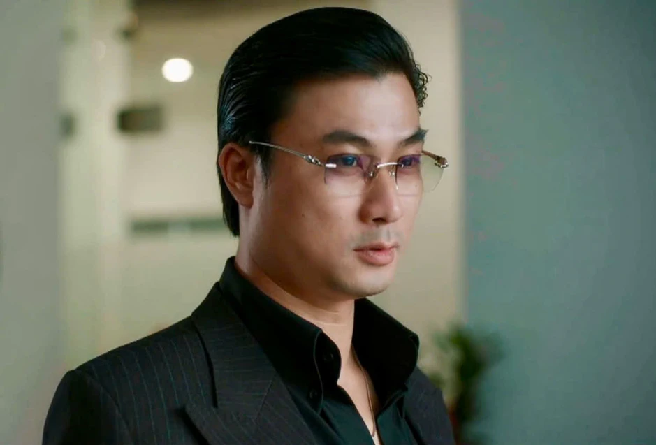 Diễn viên Duy Hưng 'Lửa trắng' tổng tài xã hội đen, vào vai nghiêm khắc để dạy con Diễn viên Duy Hưng 'Lửa trắng' tổng tài xã hội đen, vào vai nghiêm khắc để dạy con