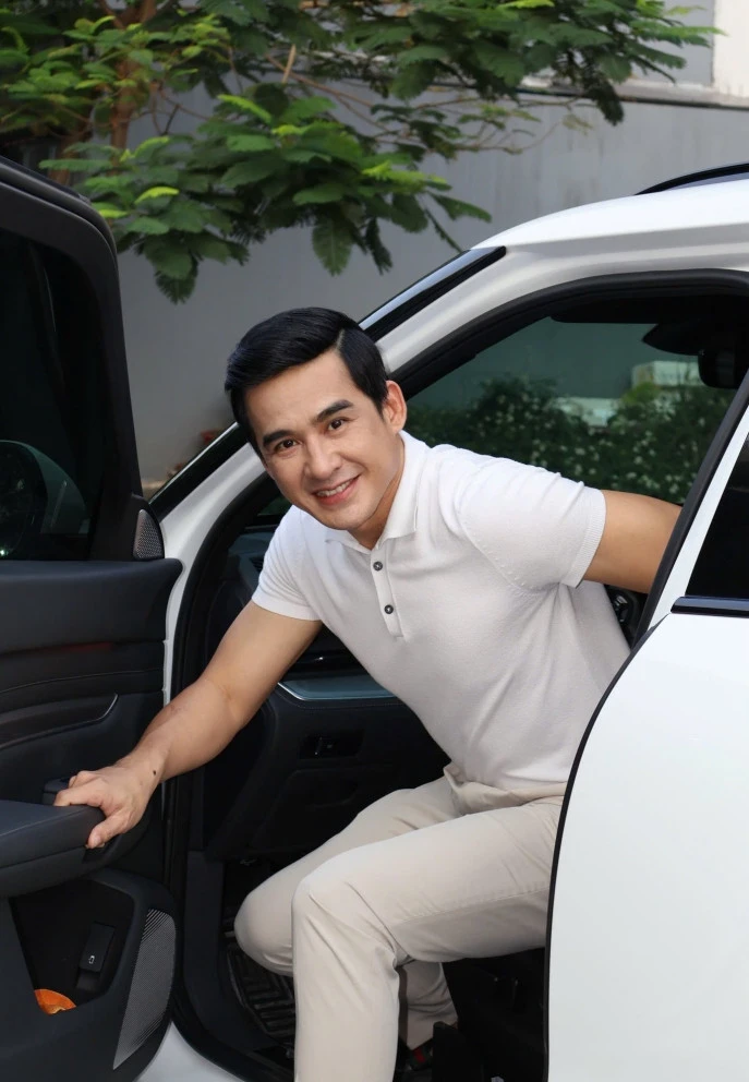 Diễn viên Lương Thế Thành hứng bão chỉ trích, phải 'cầu xin' khán giả Diễn viên Lương Thế Thành hứng bão chỉ trích, phải 'cầu xin' khán giả
