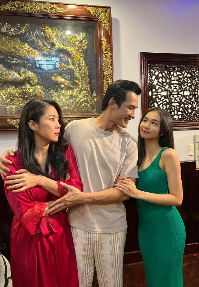 Diễn viên Lương Thế Thành hứng bão chỉ trích, phải 'cầu xin' khán giả Diễn viên Lương Thế Thành hứng bão chỉ trích, phải 'cầu xin' khán giả
