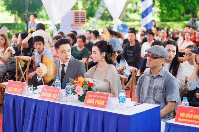 Đinh Ngọc Diệp, Victor Vũ đưa Lê Lợi lên màn ảnh rộng Đinh Ngọc Diệp, Victor Vũ đưa Lê Lợi lên màn ảnh rộng