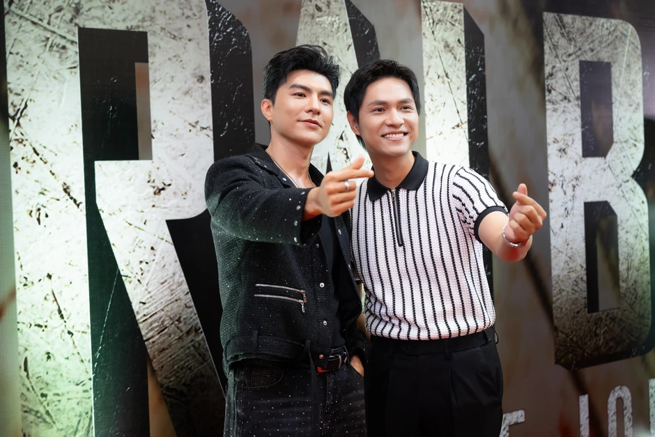 Đoàn Văn Hậu - Doãn Hải My lộ diện sau ồn ào, đẹp nức nở dùng kính lúp soi cũng không ra khuyết điểm Đoàn Văn Hậu - Doãn Hải My lộ diện sau ồn ào, đẹp nức nở dùng kính lúp soi cũng không ra khuyết điểm