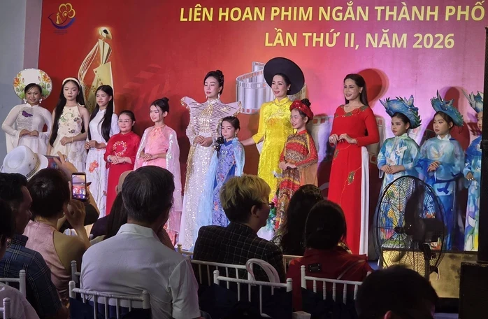 Dư âm giao lưu trước thềm Liên hoan phim ngắn TP HCM 2026, để lại nhiều cảm xúc Dư âm giao lưu trước thềm Liên hoan phim ngắn TP HCM 2026, để lại nhiều cảm xúc