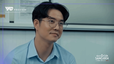 'Dưới ô cửa sáng đèn' tập 27: Sơn tổng tài thả thính Diệu, Sinh ghen ra mặt 'Dưới ô cửa sáng đèn' tập 27: Sơn tổng tài thả thính Diệu, Sinh ghen ra mặt