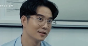 'Dưới ô cửa sáng đèn' tập 27: Sơn tổng tài thả thính Diệu, Sinh ghen ra mặt