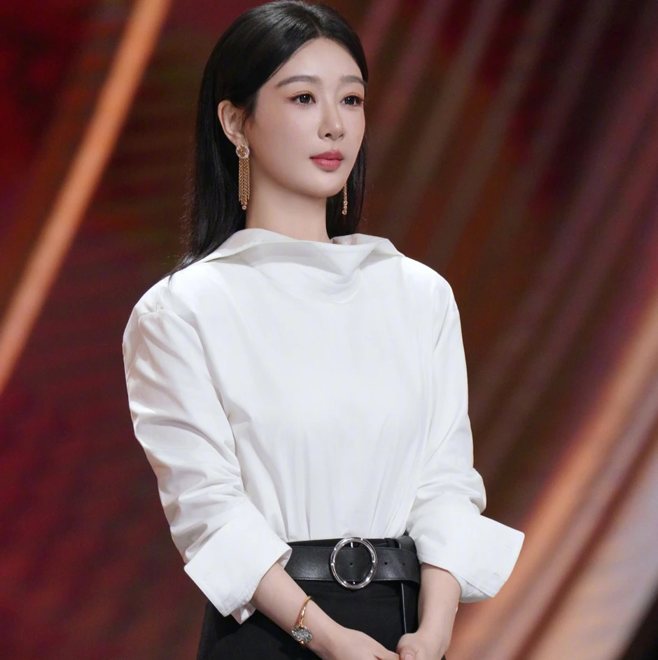 Dương Tử thua cuộc, giải thưởng Trung Quốc bị chỉ trích vì cợt nhả Dương Tử thua cuộc, giải thưởng Trung Quốc bị chỉ trích vì cợt nhả