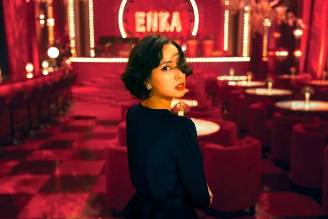 Erika Toda có tài thao túng tâm lý trong Straight To Hell Erika Toda có tài thao túng tâm lý trong Straight To Hell