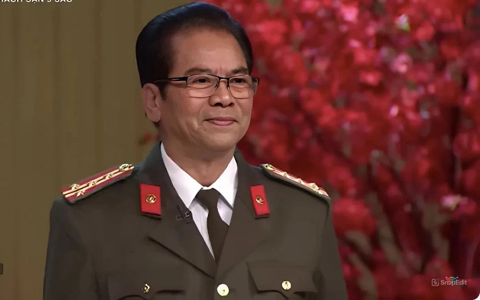 Hai NSND là Đại tá công an chuyên đóng vai phản diện cả nước biết mặt Hai NSND là Đại tá công an chuyên đóng vai phản diện cả nước biết mặt