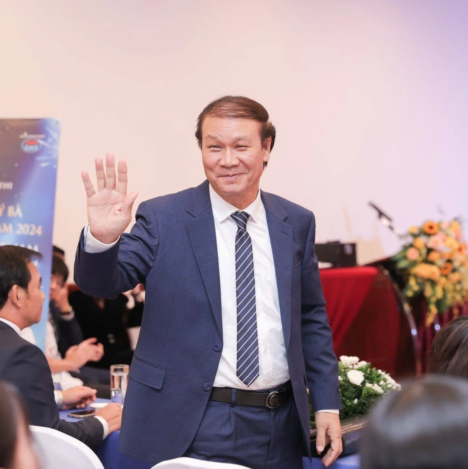 Hai NSND là Đại tá công an chuyên đóng vai phản diện cả nước biết mặt Hai NSND là Đại tá công an chuyên đóng vai phản diện cả nước biết mặt