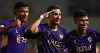 Hoàng Hên lập cú đúp, Hà Nội FC thắng kịch tính trước CLB Công an Hà Nội